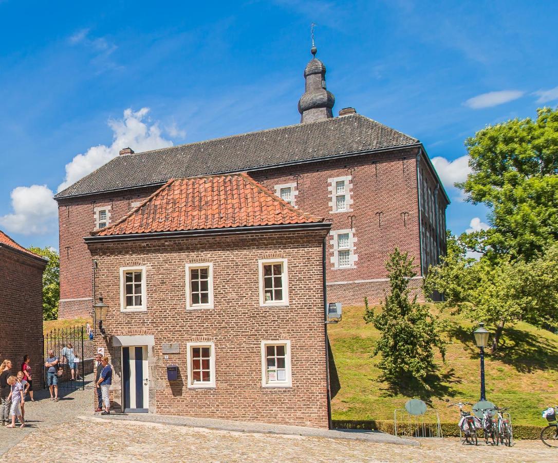 Bed and Breakfast Landgoed Kasteel Limbricht Екстер'єр фото